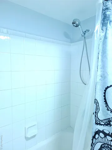 $3,200 | 36 Harrison Place, Unit 1, Farmingdale, NY 11735