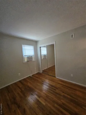 $3,200 | 36 Harrison Place, Unit 1, Farmingdale, NY 11735