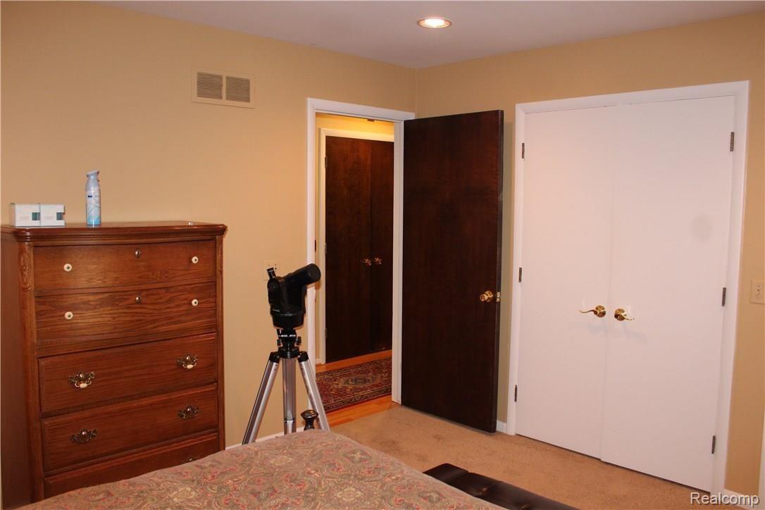 25115 Farmbrook Road Southfield, MI 48034 - Photo 35 of 62 IMG_0073.JPG