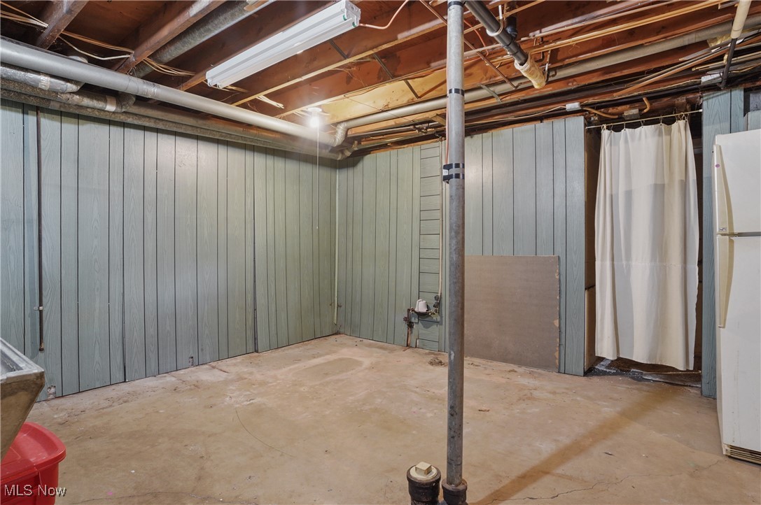 1385 Alphada Avenue Akron, OH 44310 - Photo 25 of 36 Gallery Image 25