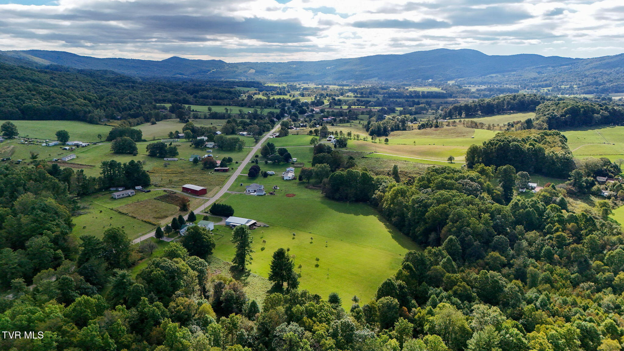 133 Shady Valley Shady Valley, TN 37688 - Photo 21 of 28 31-web-or-mls-TBD TN-133 Drone DOM-32