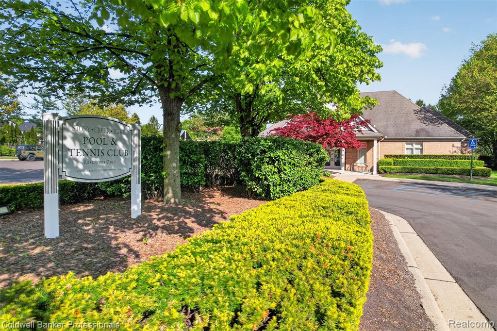 1357 Kentfield Drive Rochester, MI 48307 - Photo 54 of 71