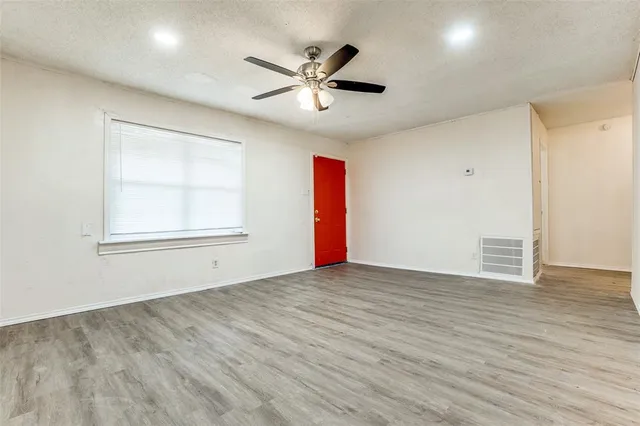 $194,000 | 5869 Bluffman Drive, Dallas, TX 75241