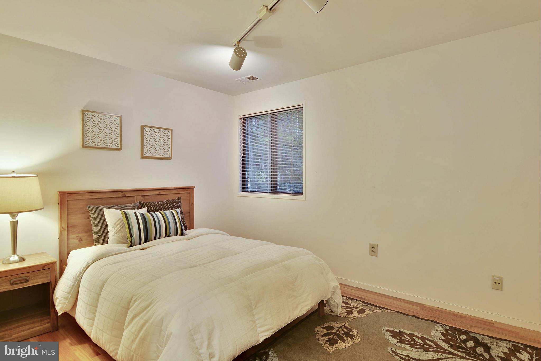 9407 Fernwood Road Bethesda, MD 20817 - Photo 22 of 30 Bedroom #3