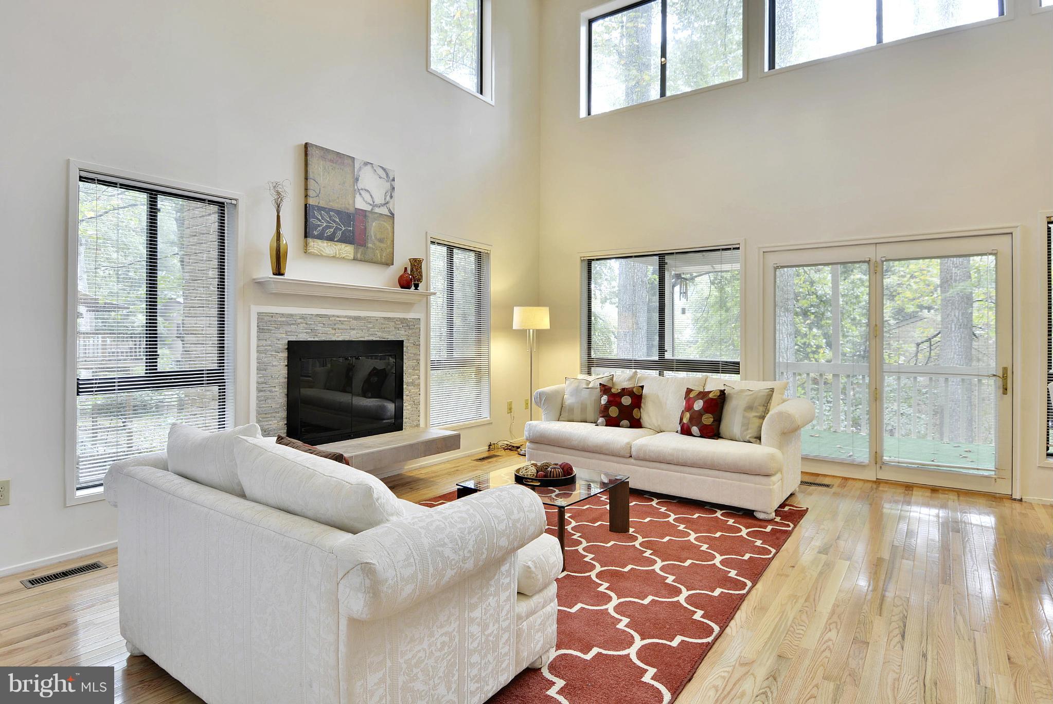 9407 Fernwood Road Bethesda, MD 20817 - Photo 9 of 30 Family Room