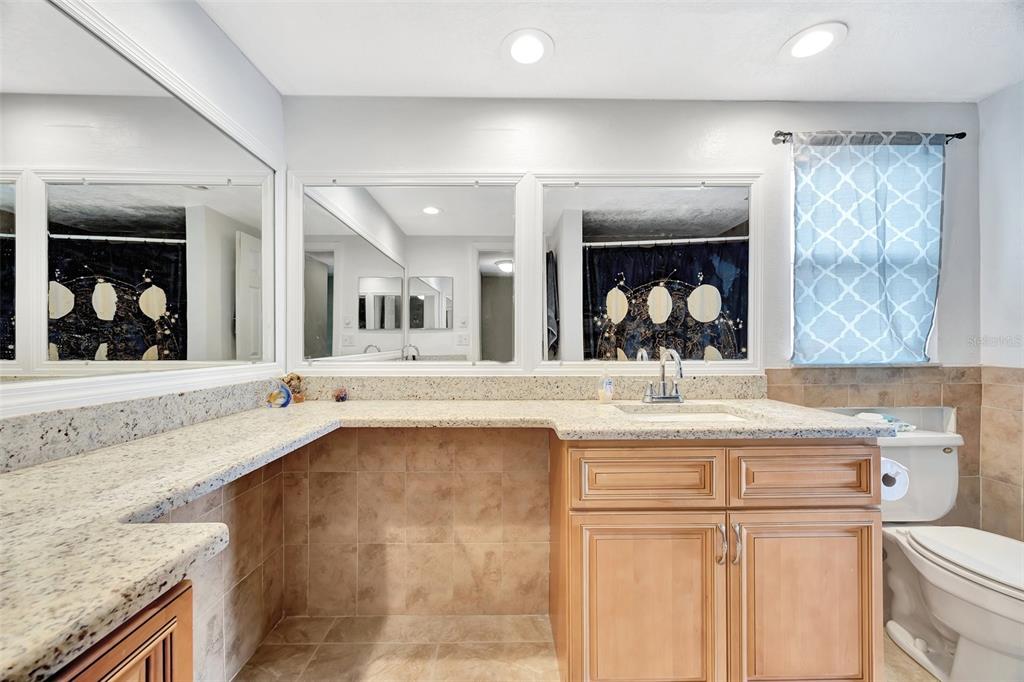 7314 Parrot Drive Port Richey, FL 34668 - Photo 13 of 32 Gallery Image 13