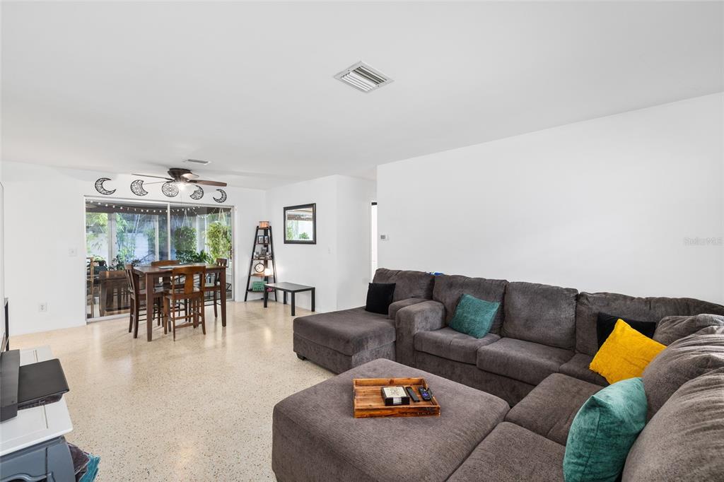 2051 Little Neck Road Clearwater, FL 33755 - Photo 8 of 34 Gallery Image 8