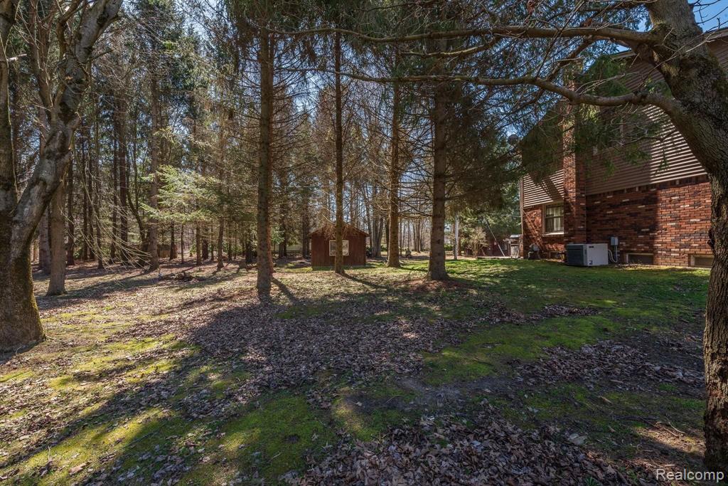 41351 Harris Road Belleville, MI 48111 - Photo 27 of 30