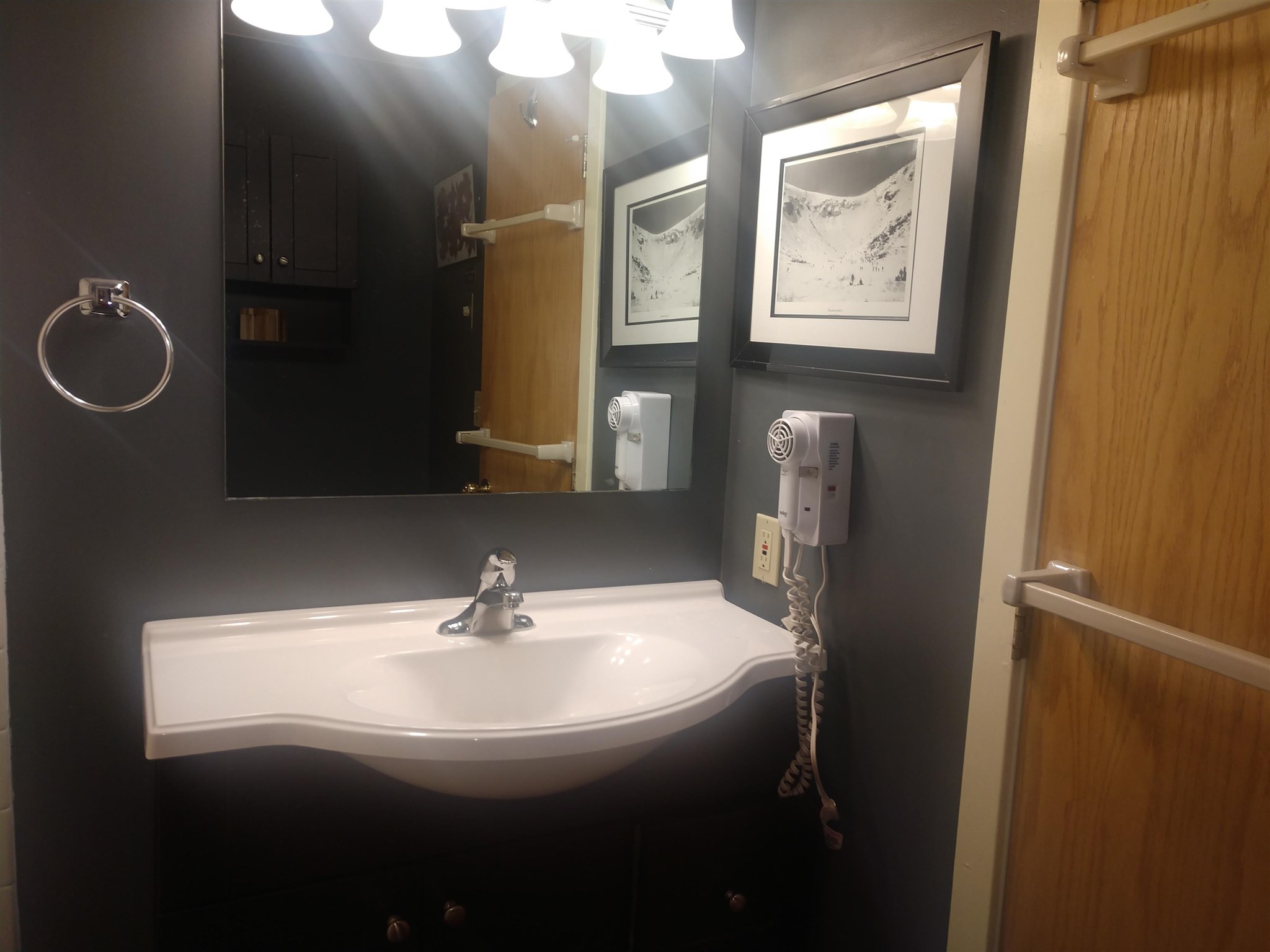 792 East Mountain Road, Unit 3 Killington, VT 05751 - Photo 14 of 15 Gallery Image 14