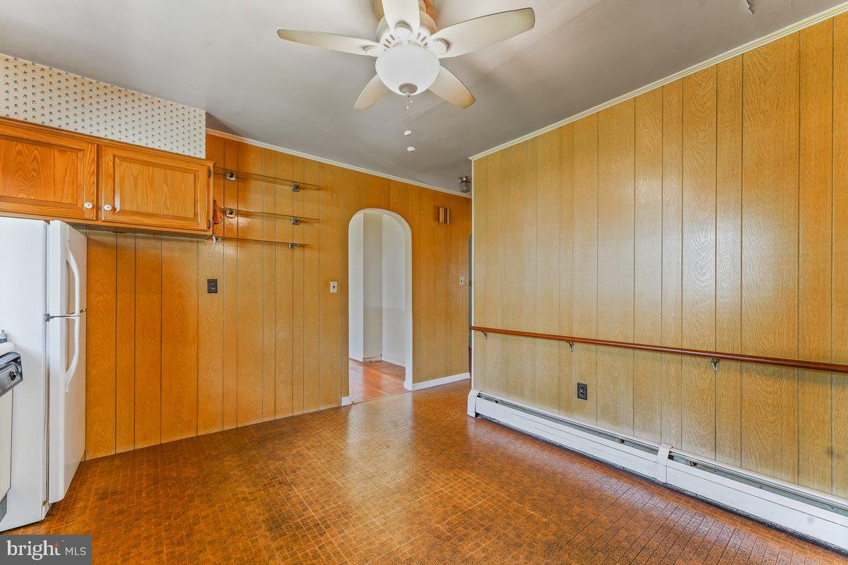 327 South Waterloo Road Devon, PA 19333 - Photo 15 of 36 Kitchen Eating Area