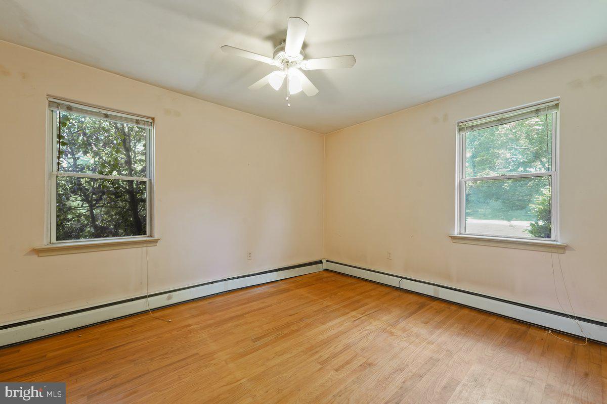 327 South Waterloo Road Devon, PA 19333 - Photo 19 of 36 Bed 1