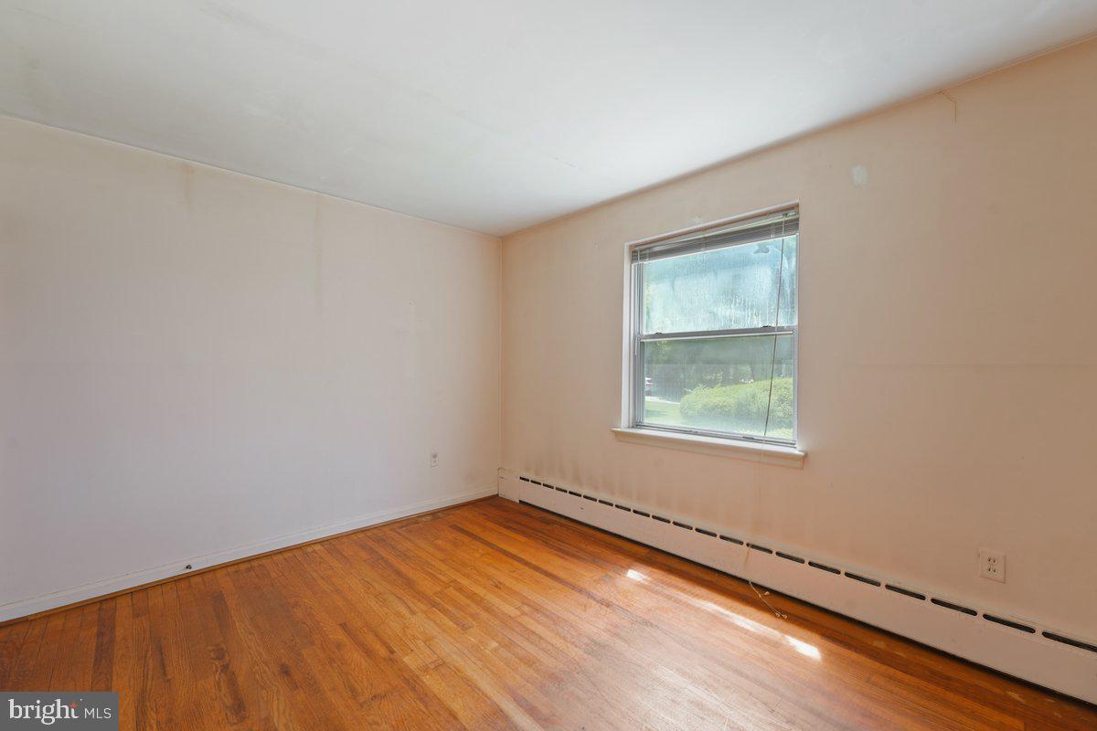 327 South Waterloo Road Devon, PA 19333 - Photo 22 of 36 Bed 3