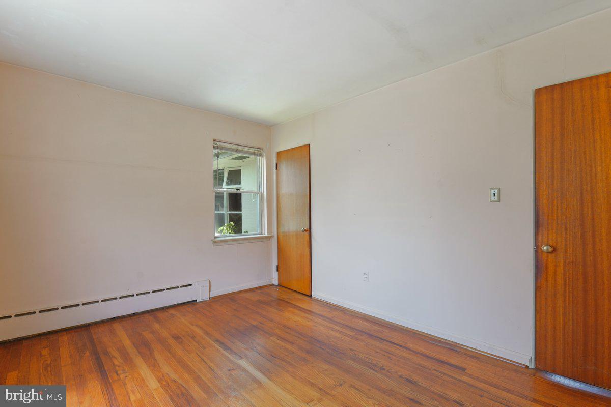 327 South Waterloo Road Devon, PA 19333 - Photo 23 of 36 Bed 3