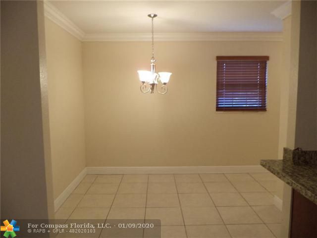 25 Northwest 45th Avenue Plantation, FL 33317 - Photo 7 of 11 Exterior Front