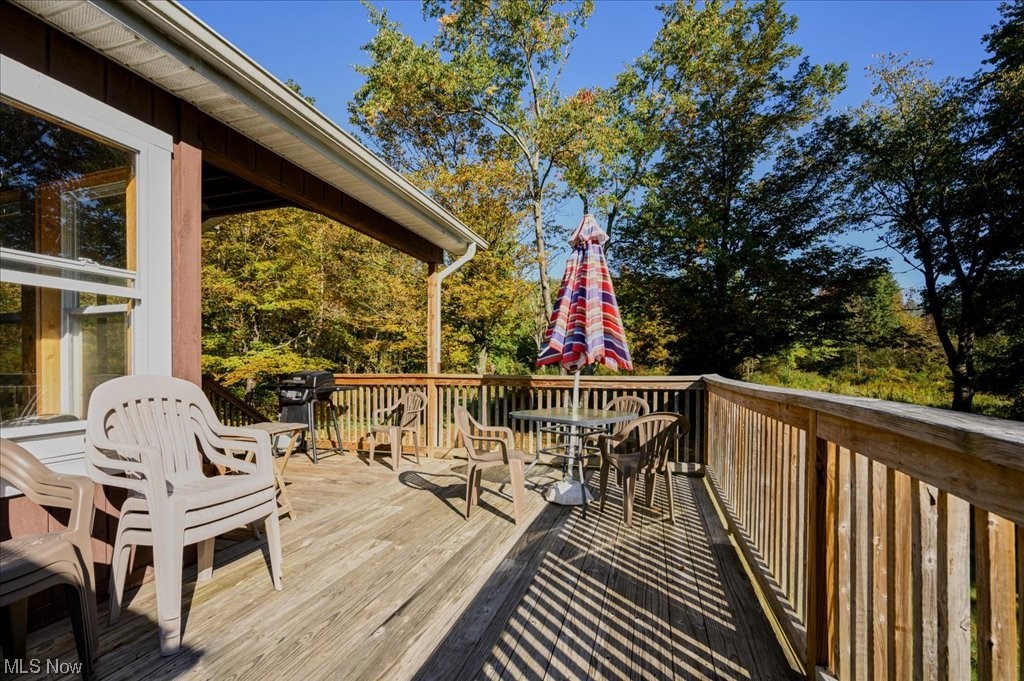 2641 Tower Road Jefferson, OH 44047 - Photo 24 of 35 View of deck