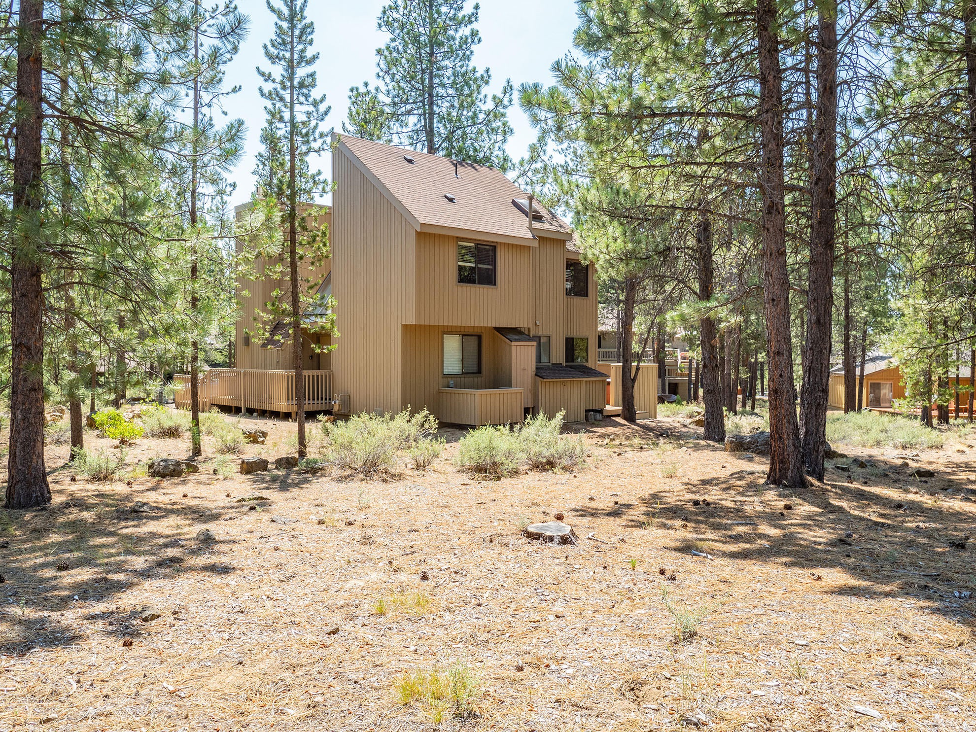 17920 Rhododendron Lane Sunriver, OR 97707 - Photo 24 of 24 rhodo2020-7220021