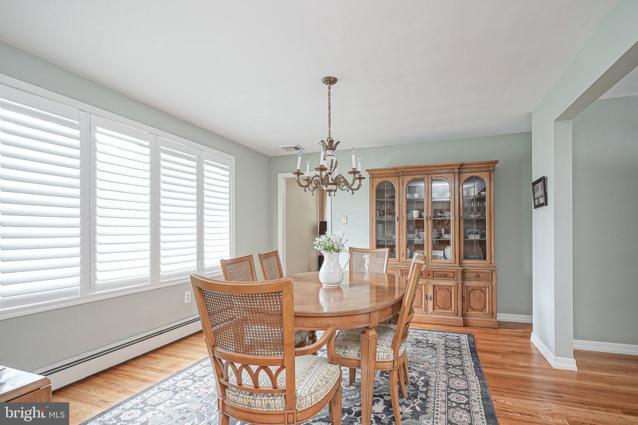 356 Democrat Road Gibbstown, NJ 08027 - Photo 9 of 34 Gallery Image 9