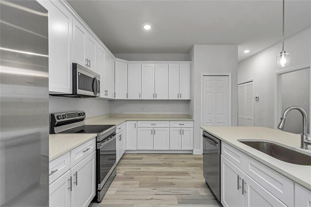 16276 Southwest 17th Terr Road Ocala, FL 34473 - Photo 17 of 44