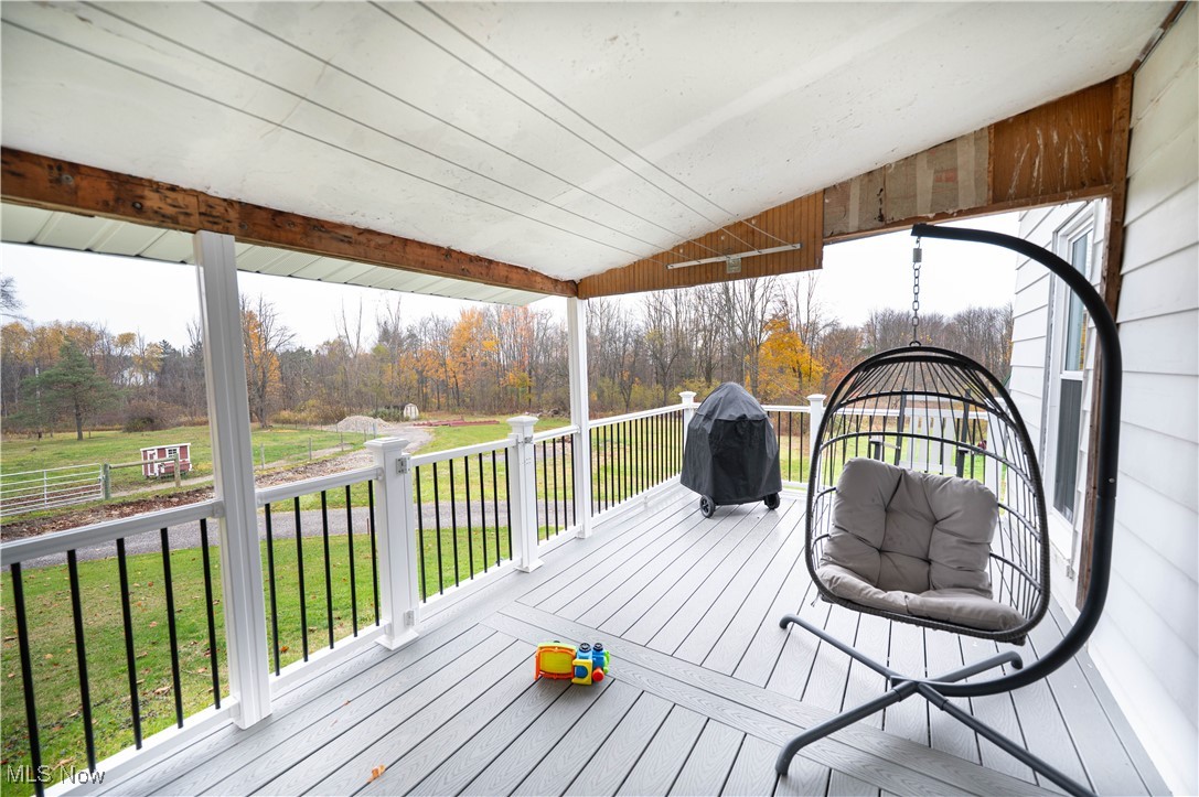 10961 Madison Road Montville, OH 44064 - Photo 25 of 38