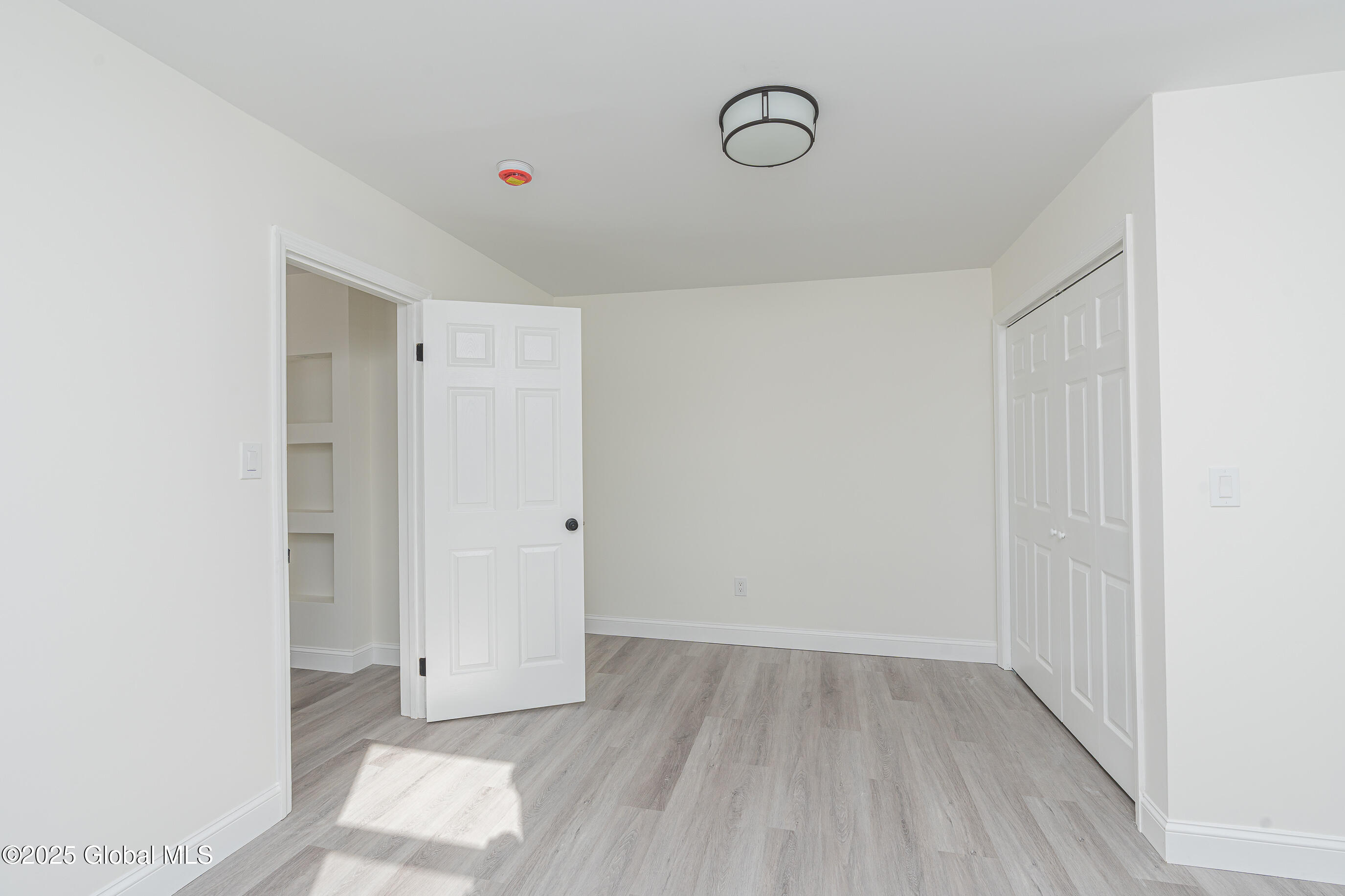 237 Old Niskayuna Road Colonie, NY 12110 - Photo 19 of 52 018-237-Old-Niskayuna-Rd