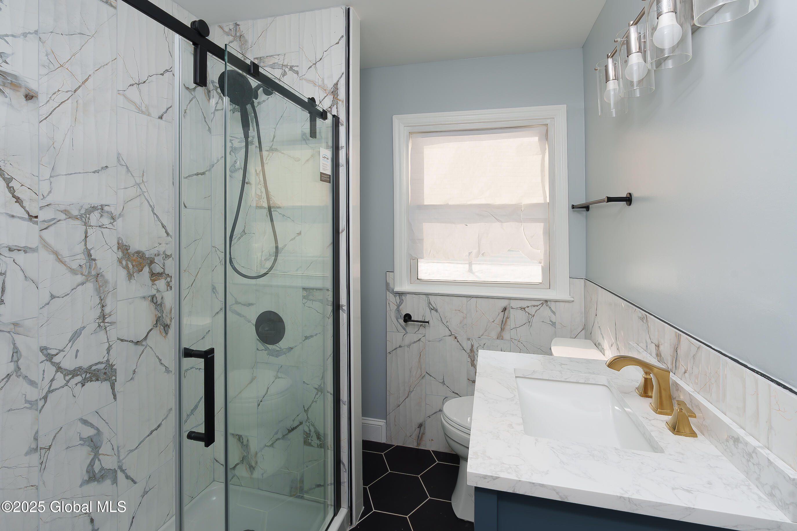 237 Old Niskayuna Road Colonie, NY 12110 - Photo 25 of 52 045-237-Old-Niskayuna-Rd