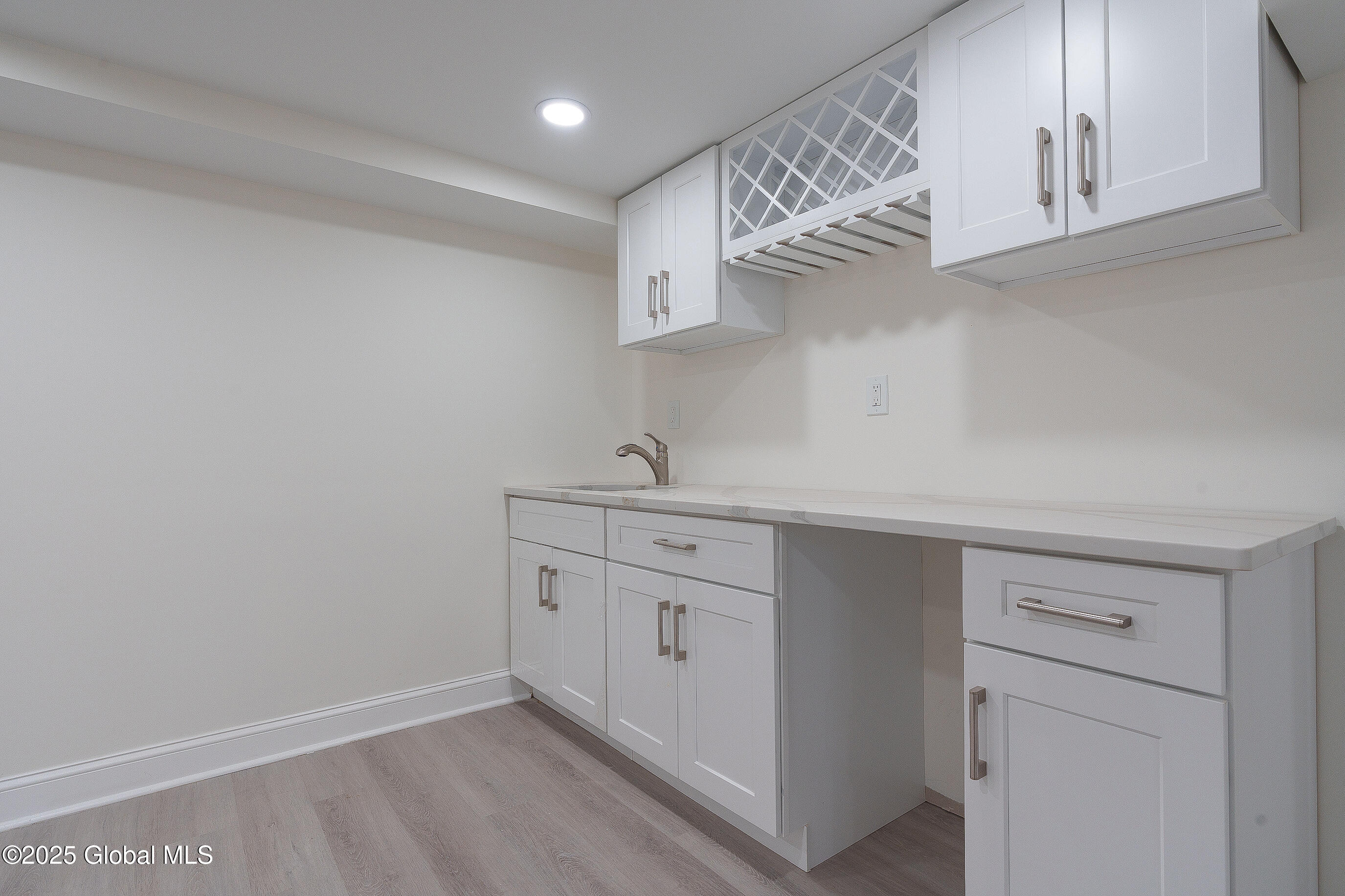 237 Old Niskayuna Road Colonie, NY 12110 - Photo 43 of 52 078-237-Old-Niskayuna-Rd