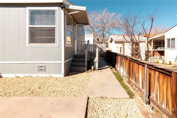 $167,000 | 3524 East E Avenue, Unit 280, Palmdale, CA 93550