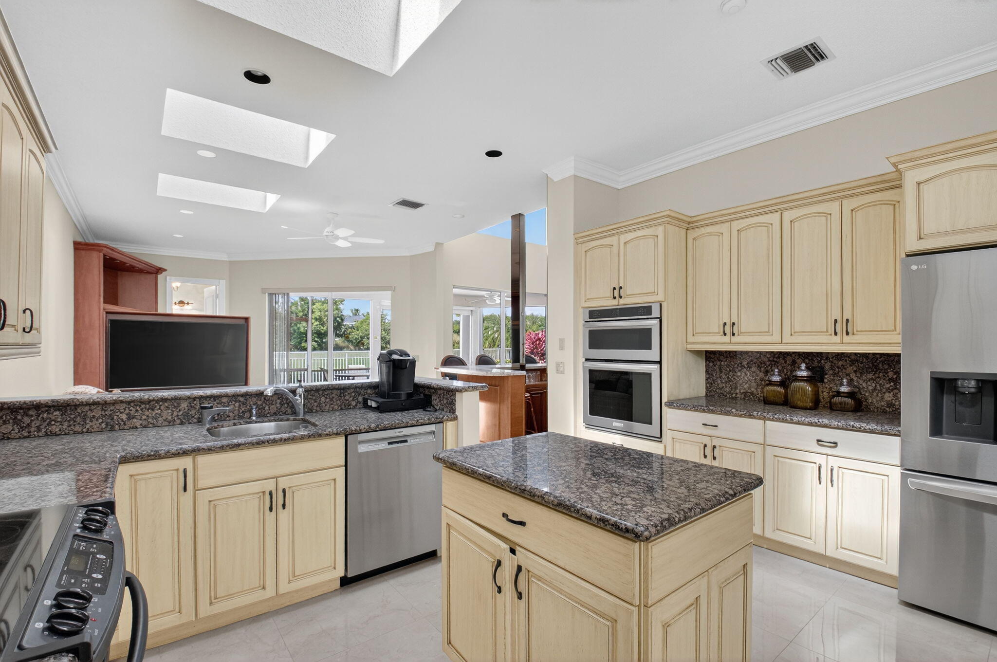 5413 Ascot Bend Road Boca Raton, FL 33496 - Photo 21 of 55 29-web-or-mls-DSC_8962