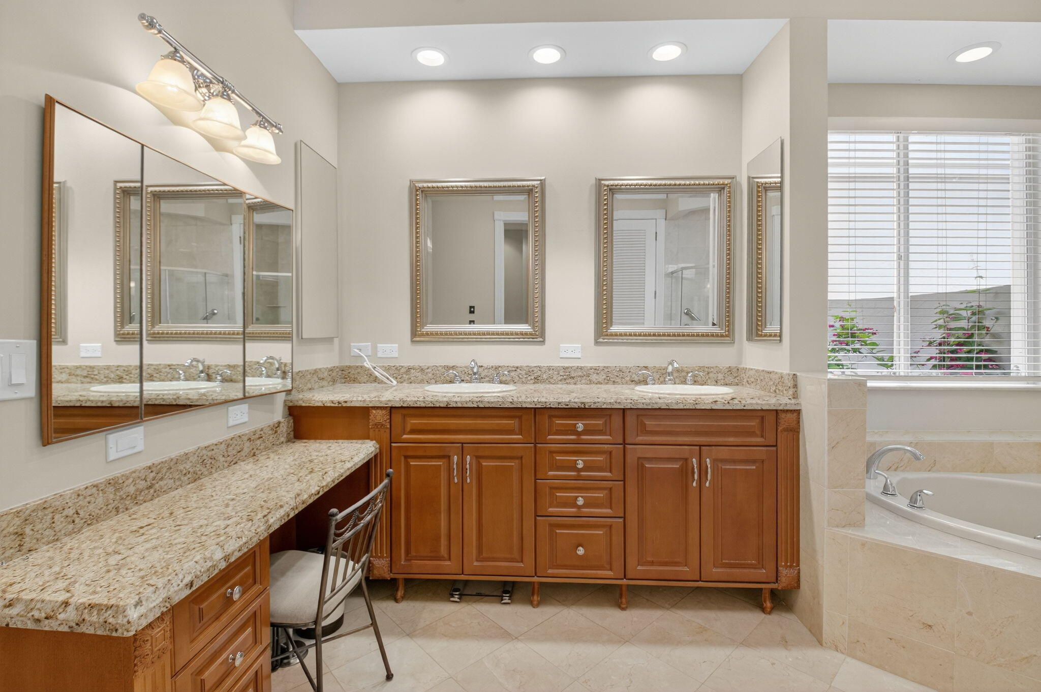 5413 Ascot Bend Road Boca Raton, FL 33496 - Photo 33 of 55 37-web-or-mls-DSC_9003