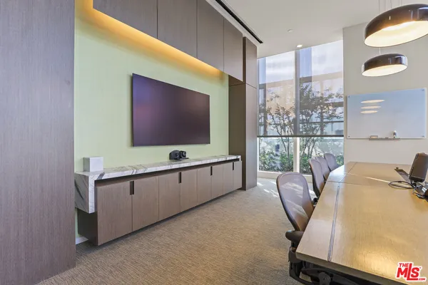 $3,495 | 889 Francisco Street, Unit 2011, Los Angeles, CA 90017
