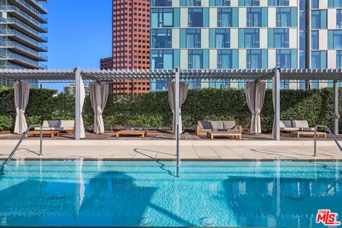 $3,495 | 889 Francisco Street, Unit 2011, Los Angeles, CA 90017