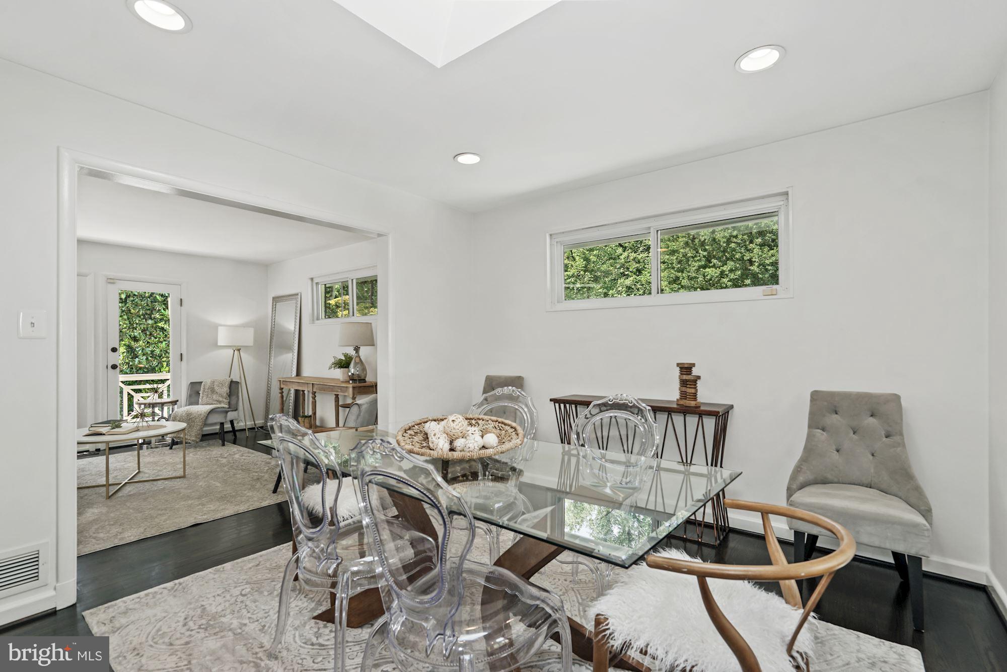 6203 Redwing Road Bethesda, MD 20817 - Photo 5 of 39 Private dining room off kitchen and family spaces