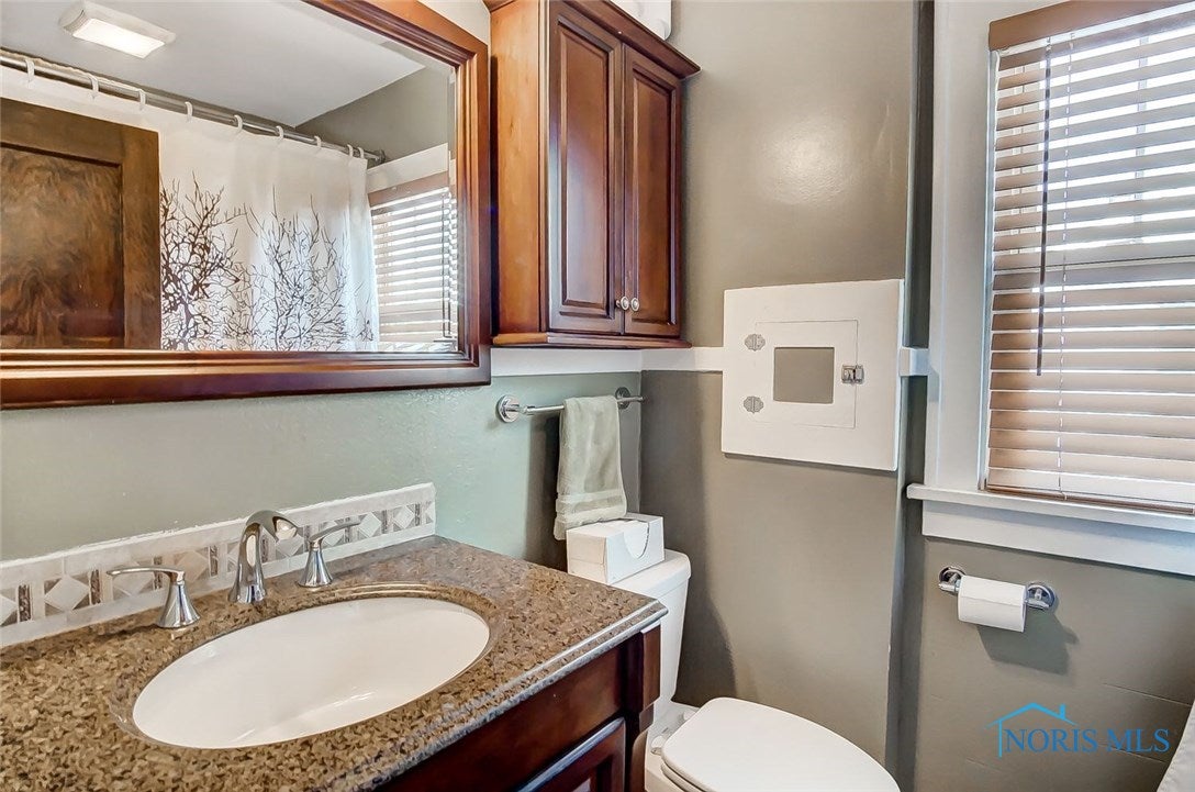 2630 Gracewood Road Toledo, OH 43613 - Photo 19 of 26 Gallery Image 19