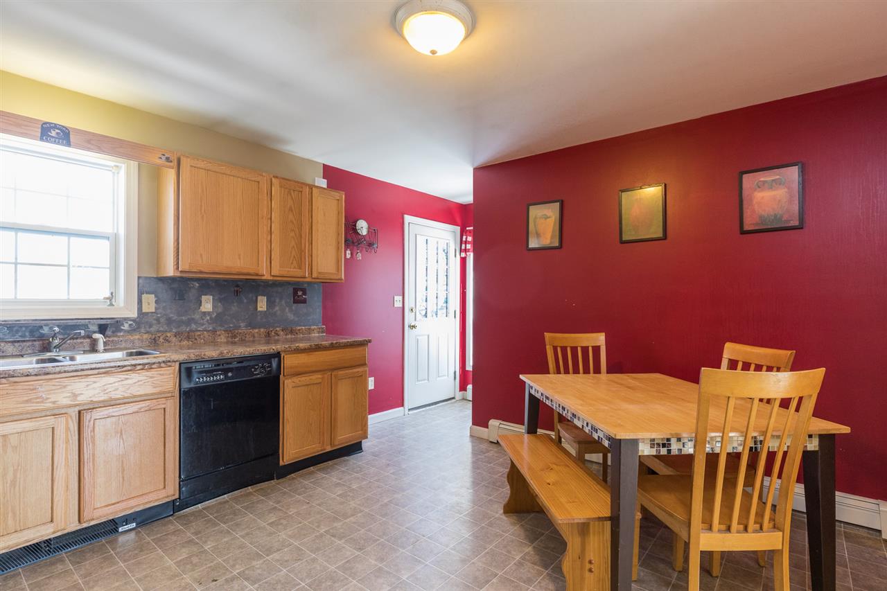 169 Pine Hill Road Berwick, ME 03901 - Photo 5 of 30 Gallery Image 5