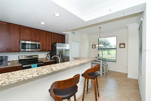 $5,500 | 5567 Palmer Circle, Unit 104, Bradenton, FL 34211