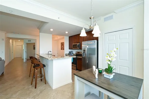 $5,500 | 5567 Palmer Circle, Unit 104, Bradenton, FL 34211