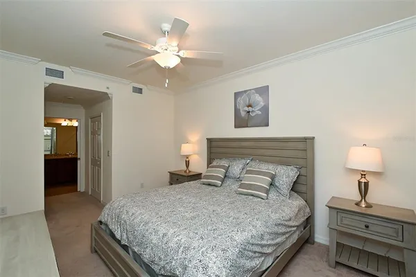 $5,500 | 5567 Palmer Circle, Unit 104, Bradenton, FL 34211