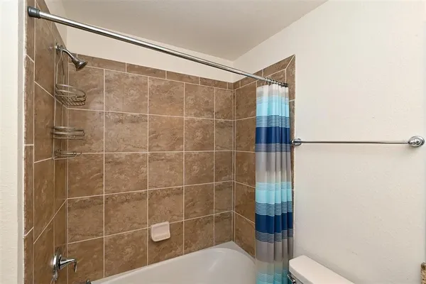 $5,500 | 5567 Palmer Circle, Unit 104, Bradenton, FL 34211