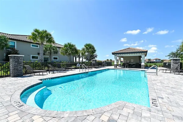 $5,500 | 5567 Palmer Circle, Unit 104, Bradenton, FL 34211