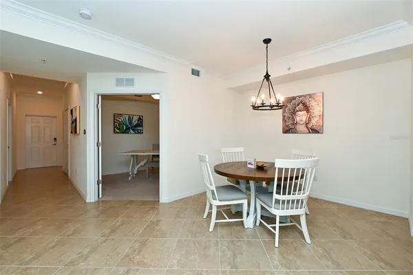 $5,500 | 5567 Palmer Circle, Unit 104, Bradenton, FL 34211