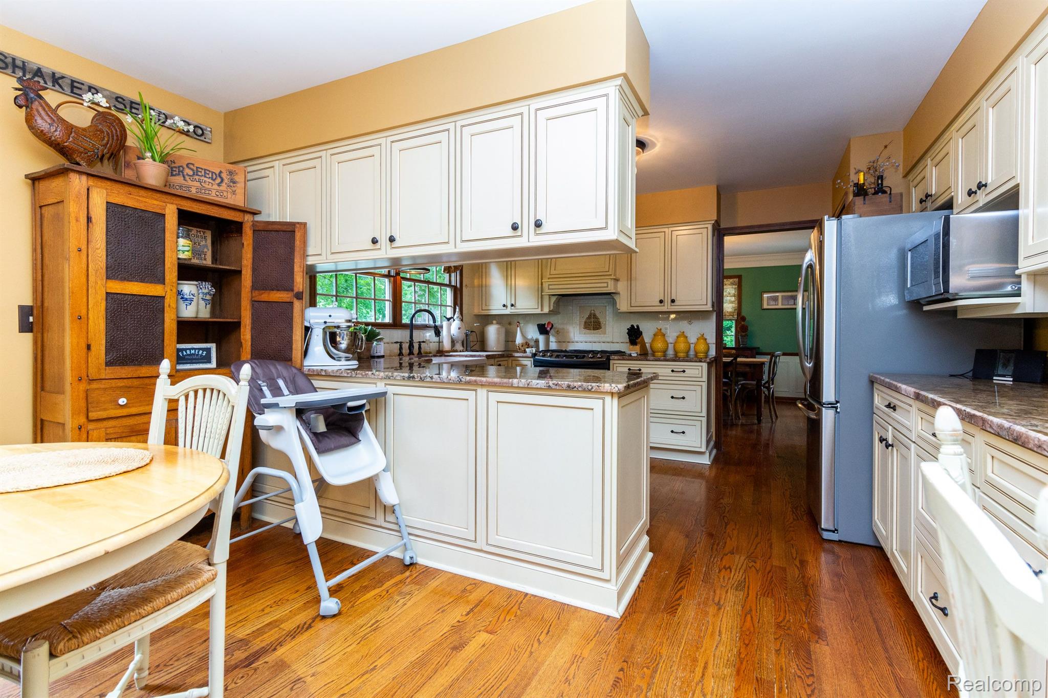 18159 Meridian Road Grosse Ile, MI 48138 - Photo 16 of 66 Gallery Image 16