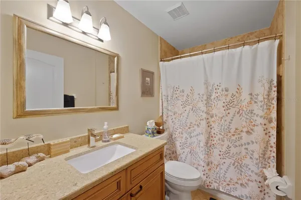 $6,000 | 9611 Castle Point Drive, Unit 915, Sarasota, FL 34238