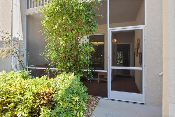 $6,000 | 9611 Castle Point Drive, Unit 915, Sarasota, FL 34238