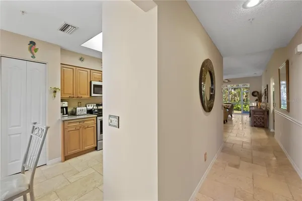 $6,000 | 9611 Castle Point Drive, Unit 915, Sarasota, FL 34238