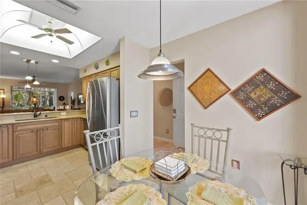 $6,000 | 9611 Castle Point Drive, Unit 915, Sarasota, FL 34238