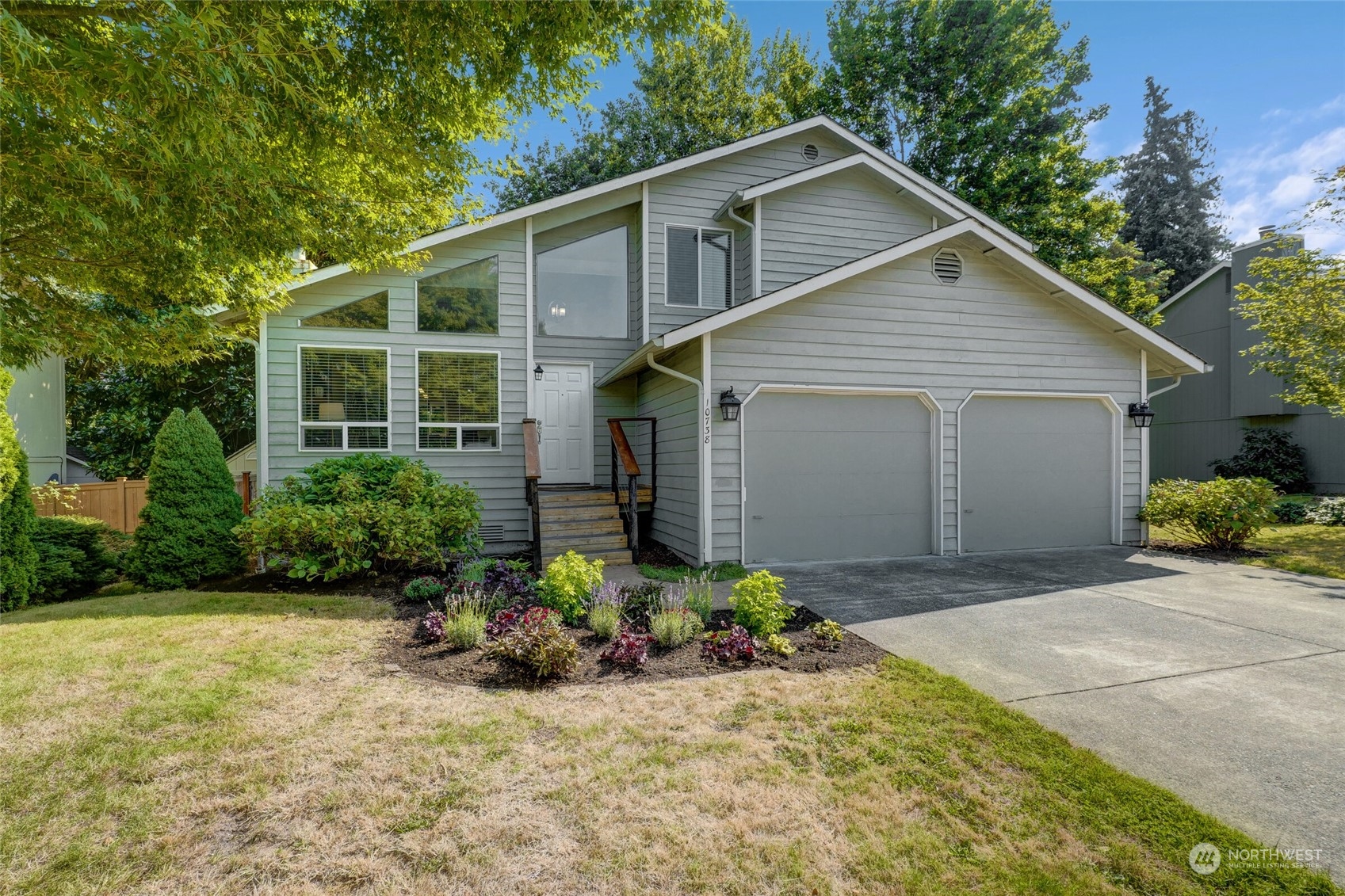 10738 68th Place South Seattle, WA 98178 - Photo 1 of 19