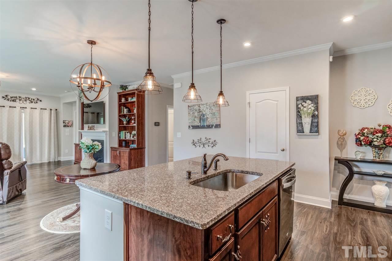 8 Coughlin Way Durham, NC 27703 - Photo 13 of 30