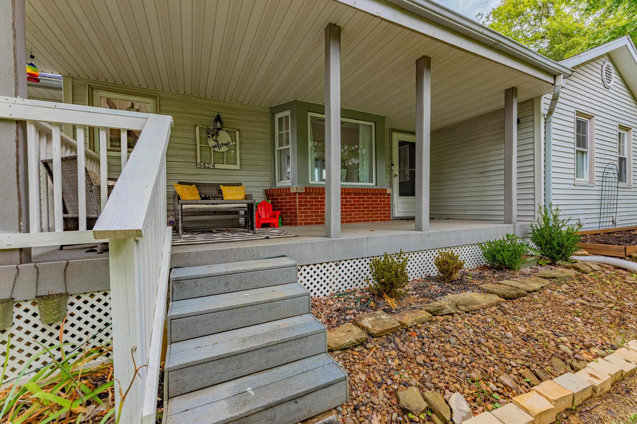 8424 Barter Road Mount Vernon, IN 47620 - Photo 14 of 35 Gallery Image 14