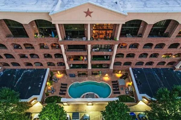 $2,995 | 505 Bastrop Street, Unit 201, Houston, TX 77003