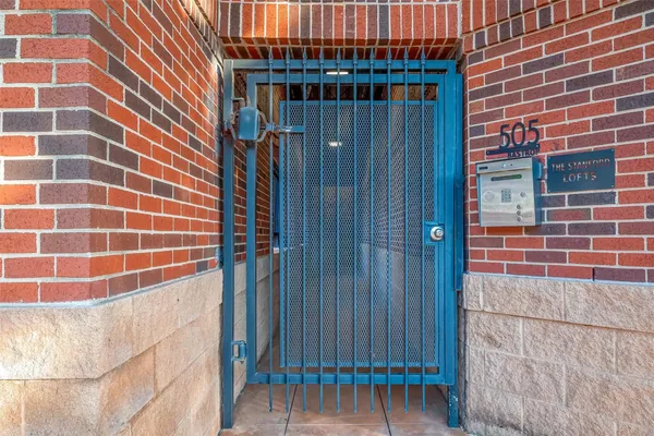 $2,995 | 505 Bastrop Street, Unit 201, Houston, TX 77003